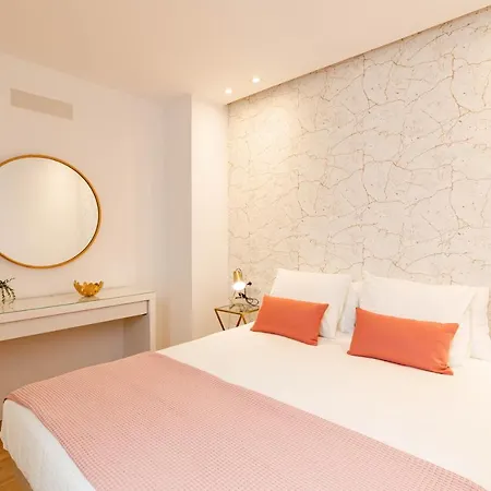 Luxury Penthouse With Jacuzzi La Strada