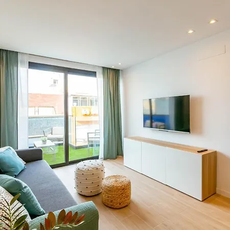 Luxury Penthouse With Jacuzzi La Strada Apartment *
